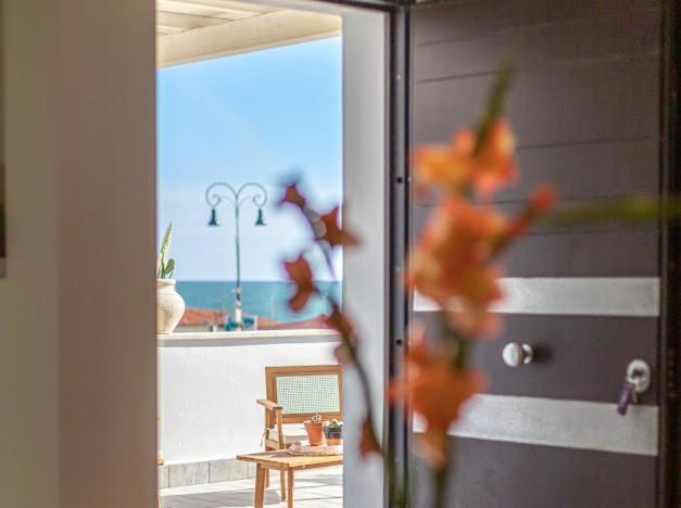 피우미치노 Casa Mira Luxury Sea House Fco Airport 아파트 외부 사진